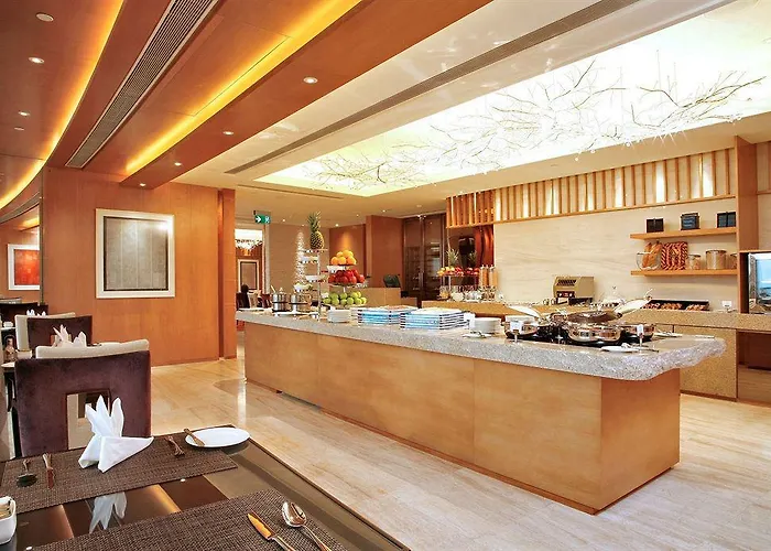Hotel Okura 5*